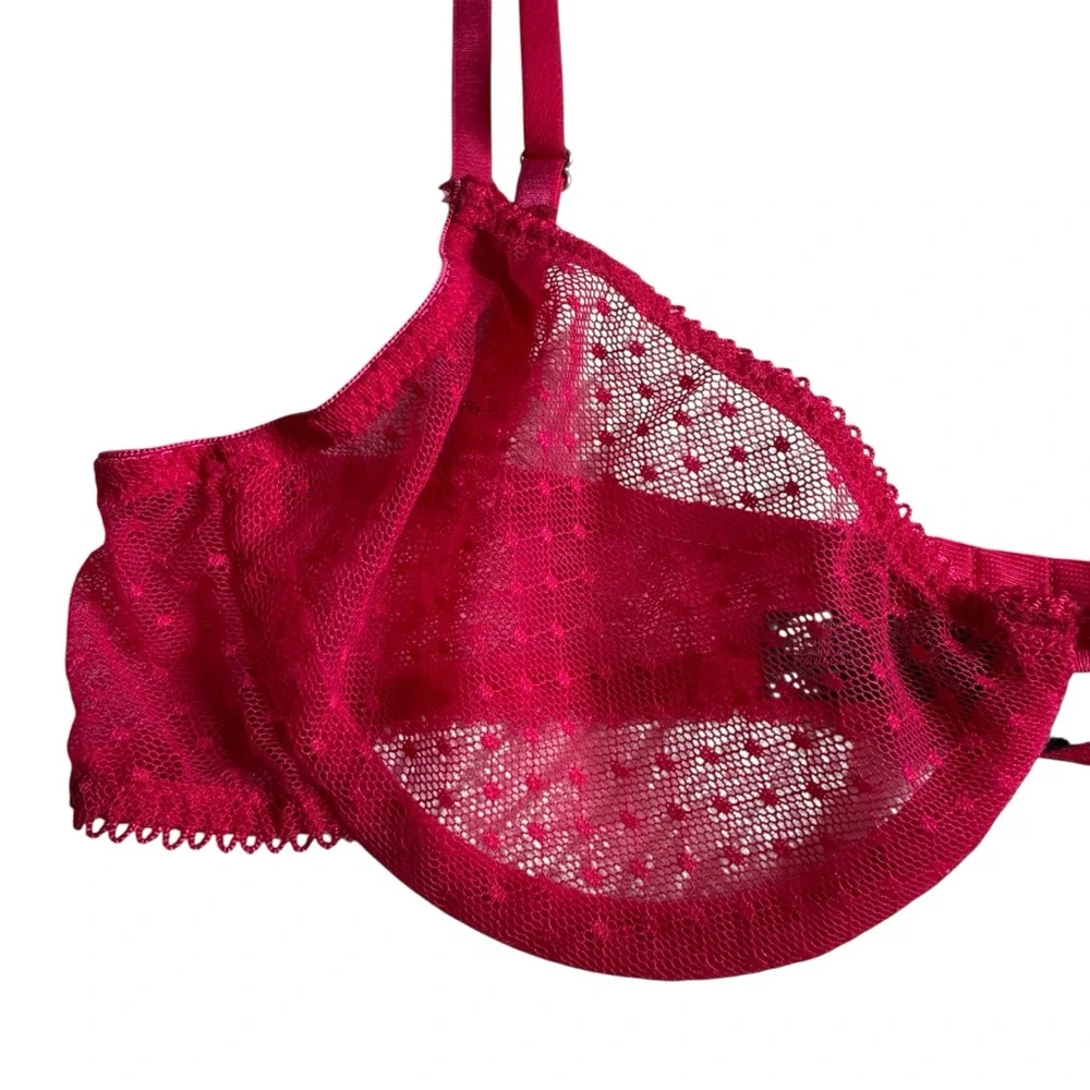 Urban Outfitters Out From Under Hot Pink Lace Unlined‎ Bra Womens 32A
